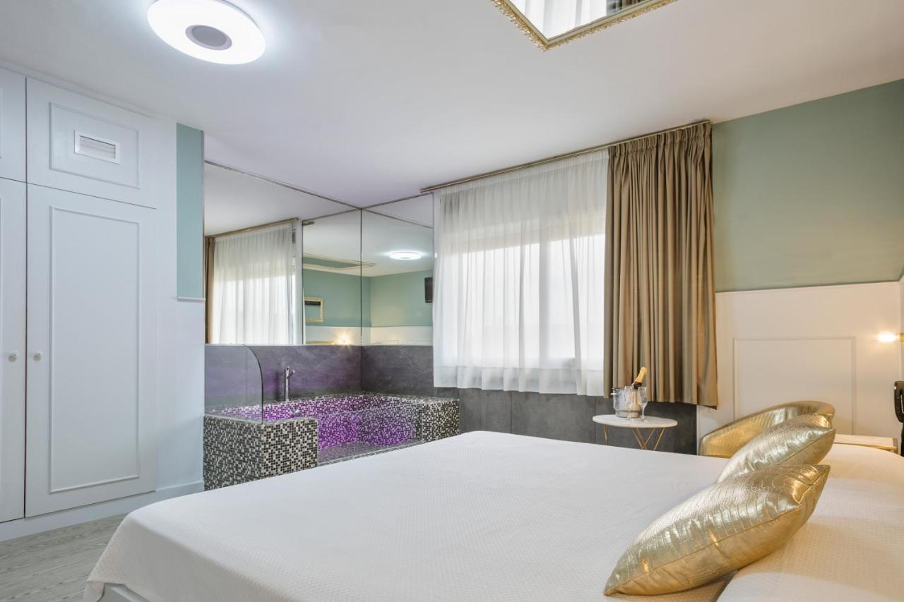 Suite Spa Bath