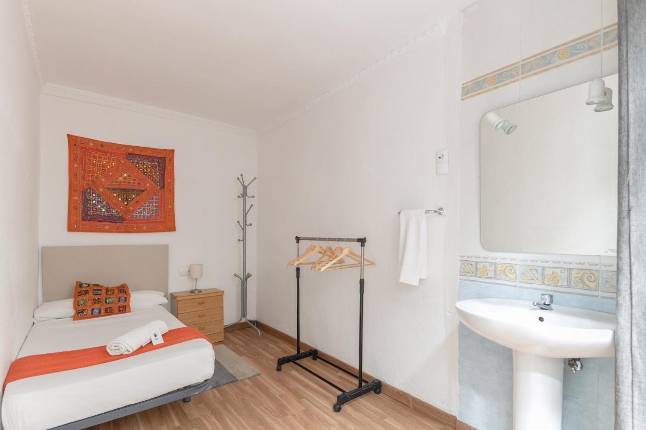 Chambre Simple Standard avec Salle de Bains Commune