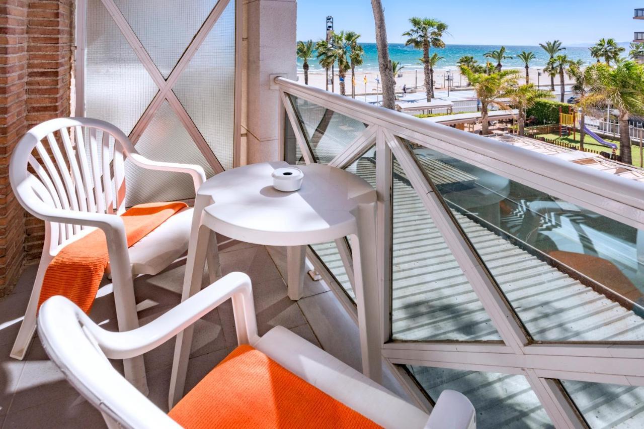 Chambre Triple - Vue Latérale sur Mer (3 Adultes)