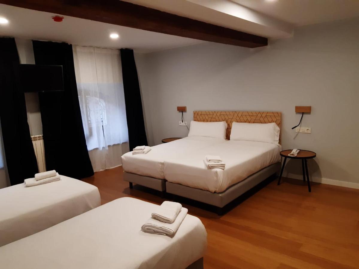 Standard Quadruple Room,1014830305:JPEG