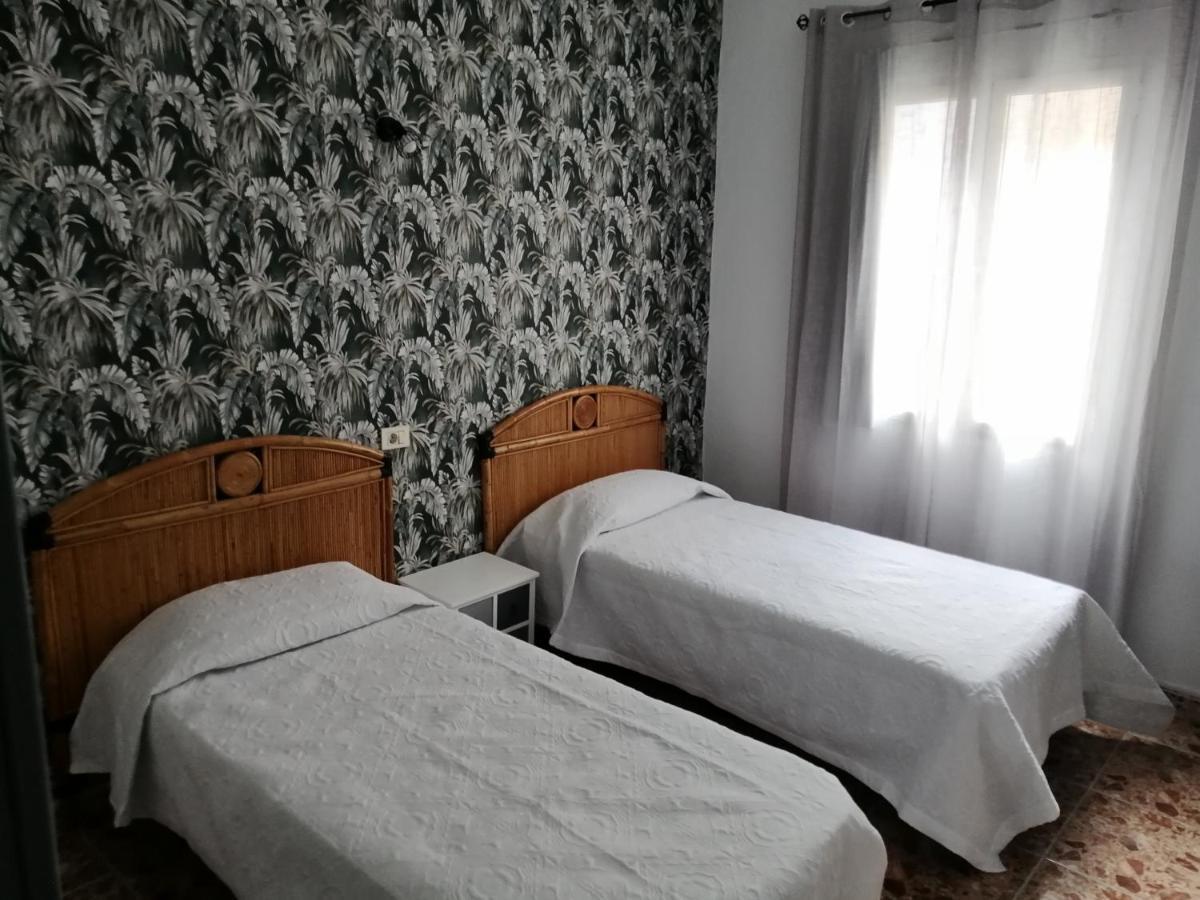 Twin Room,1549830124:JPEG