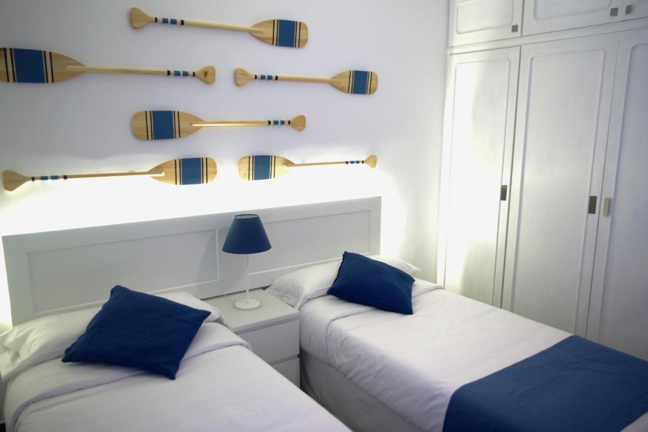 Habitación Doble con baño privado externo - 2 camas