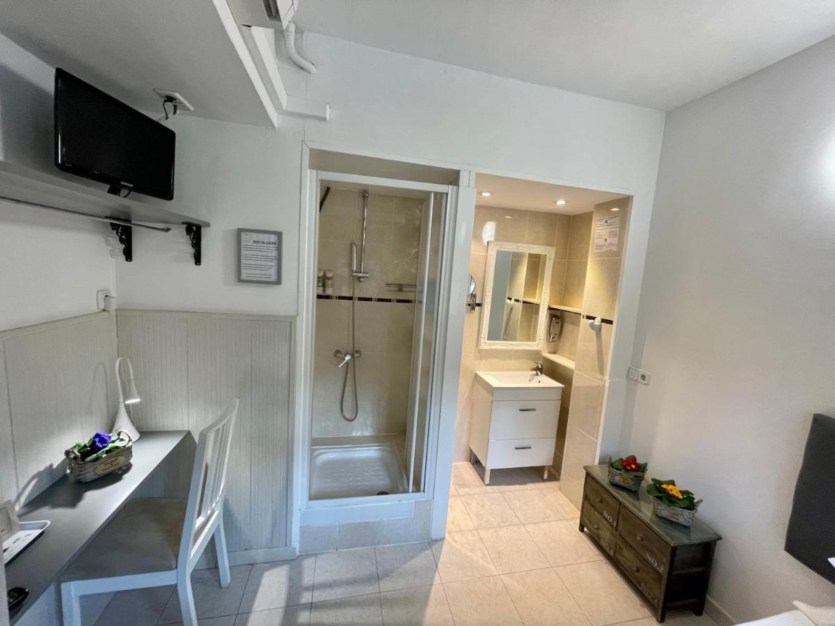 Single Room Private External Toilet