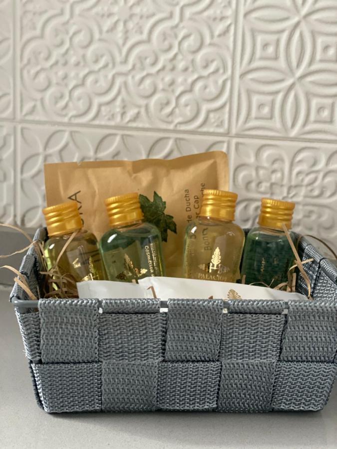 Deluxe Suite Spa Bath