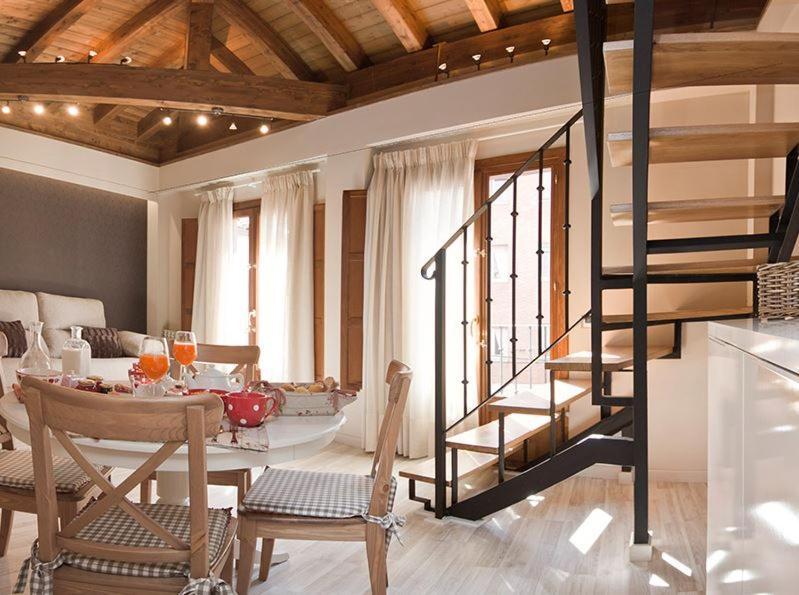 Apartment Split Level