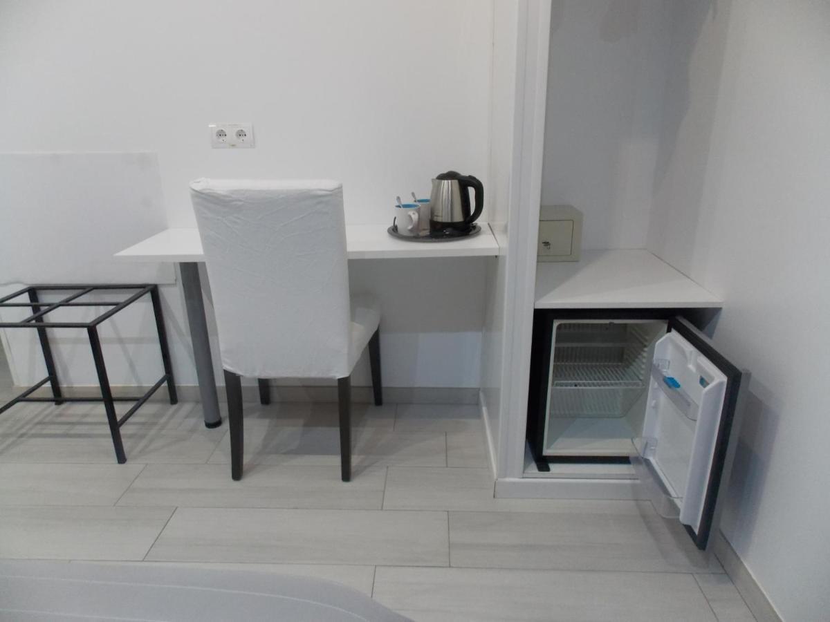 Double Room Private Bathroom