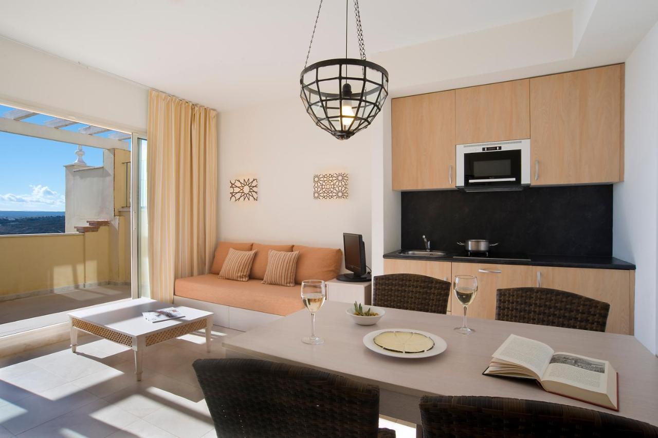 Apartamento de 1 dormitorio con vistas al mar