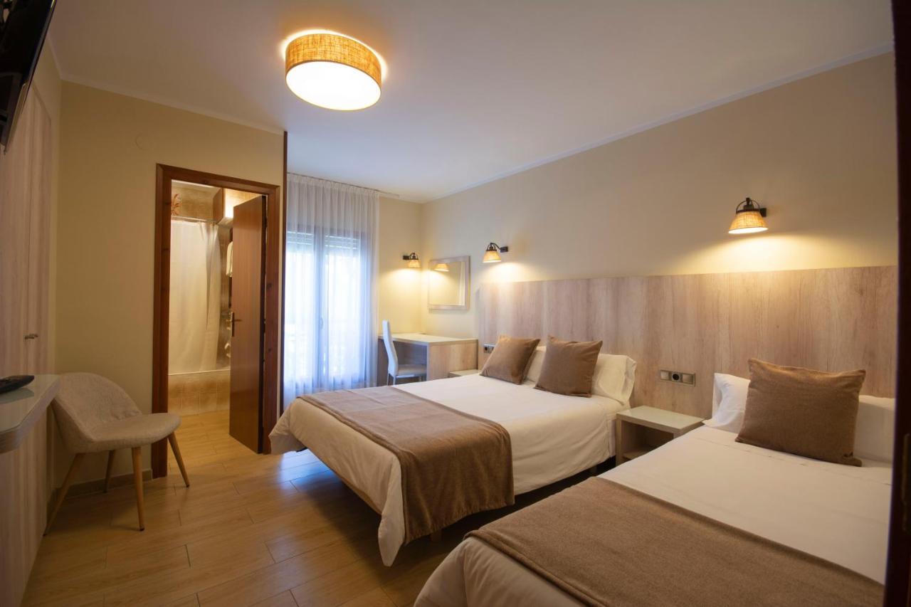 Habitación Triple con vistas al río