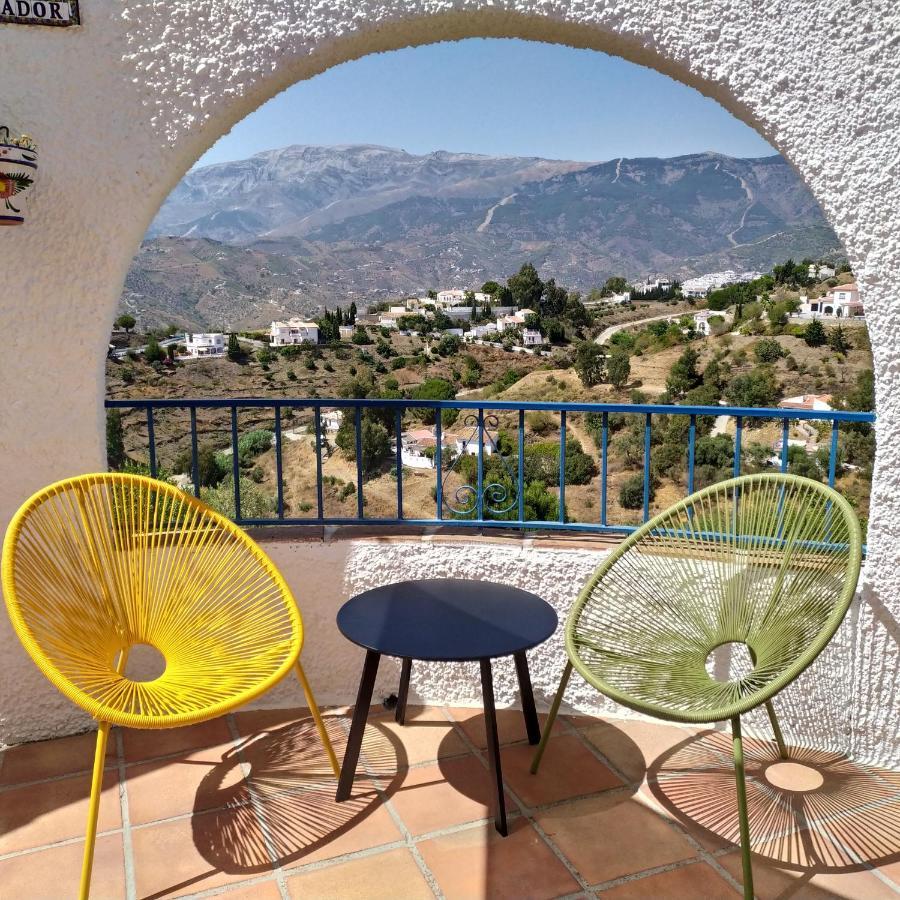 Double or Twin Room Mountain View