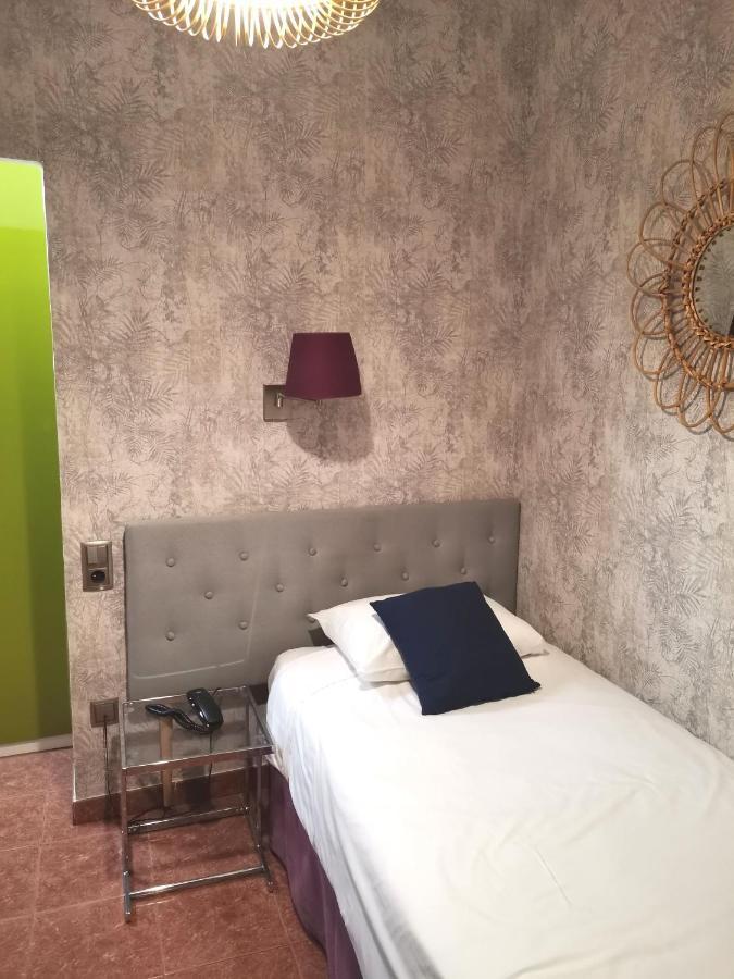Single Room,1556288776:JPEG