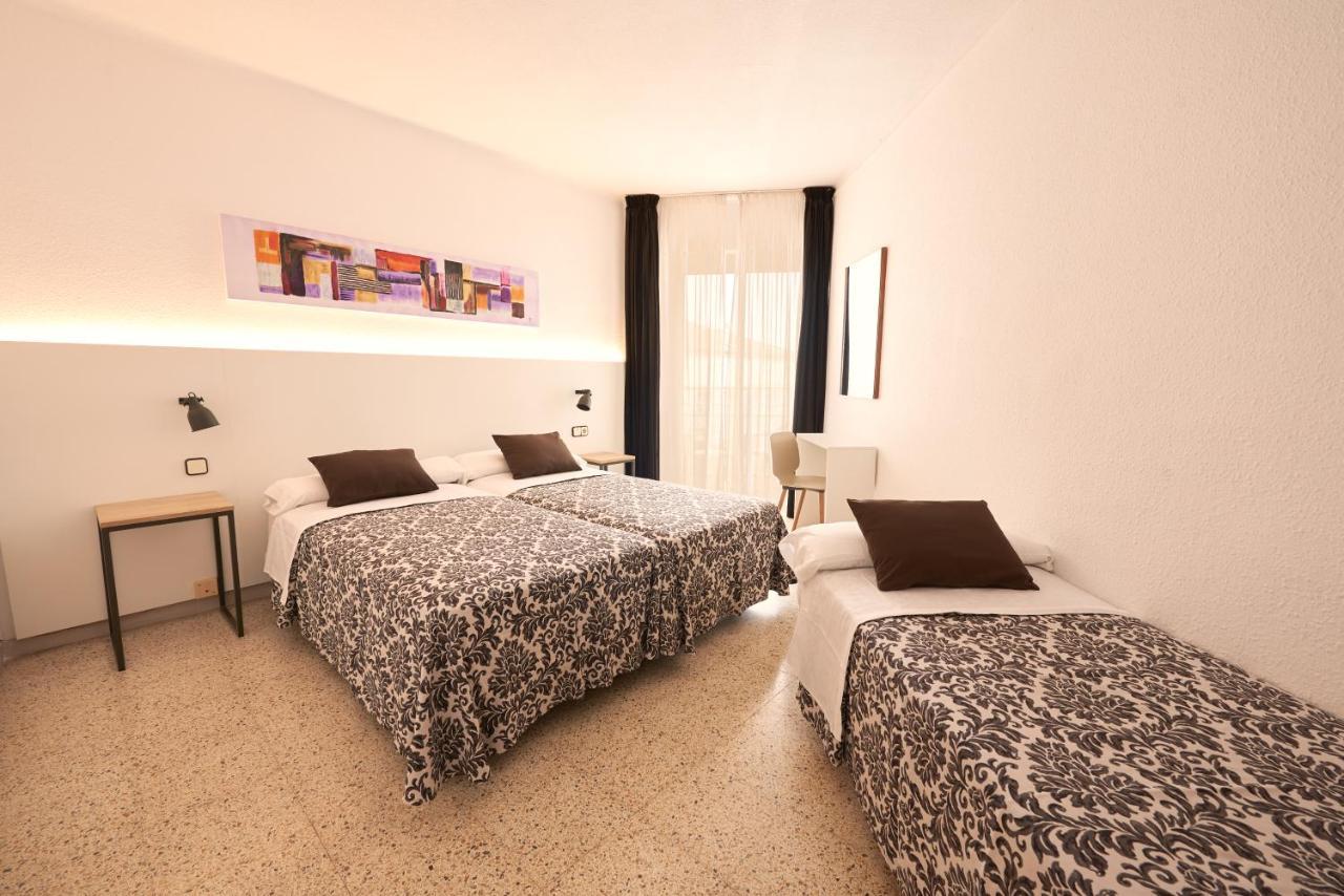 Chambre Triple avec Balcon