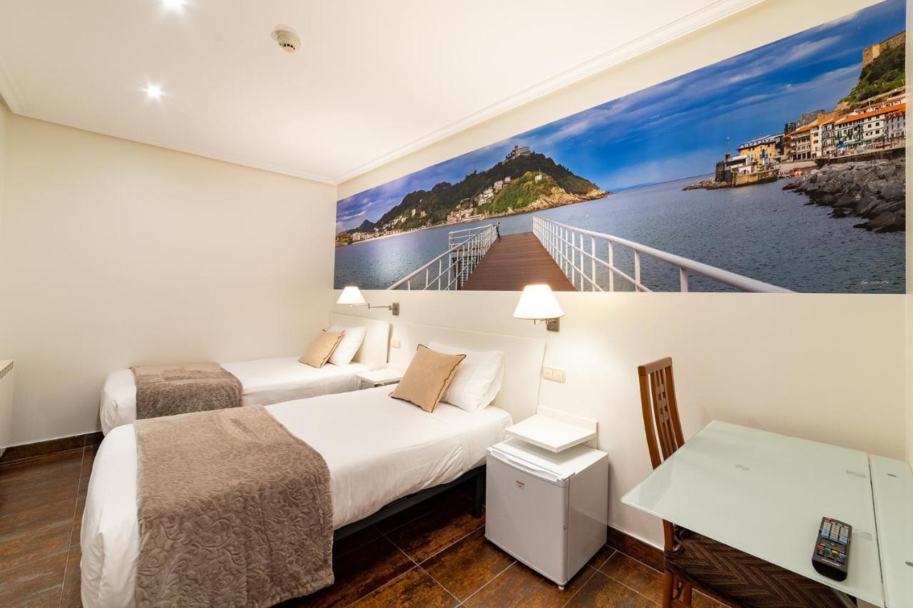 Interior twin room