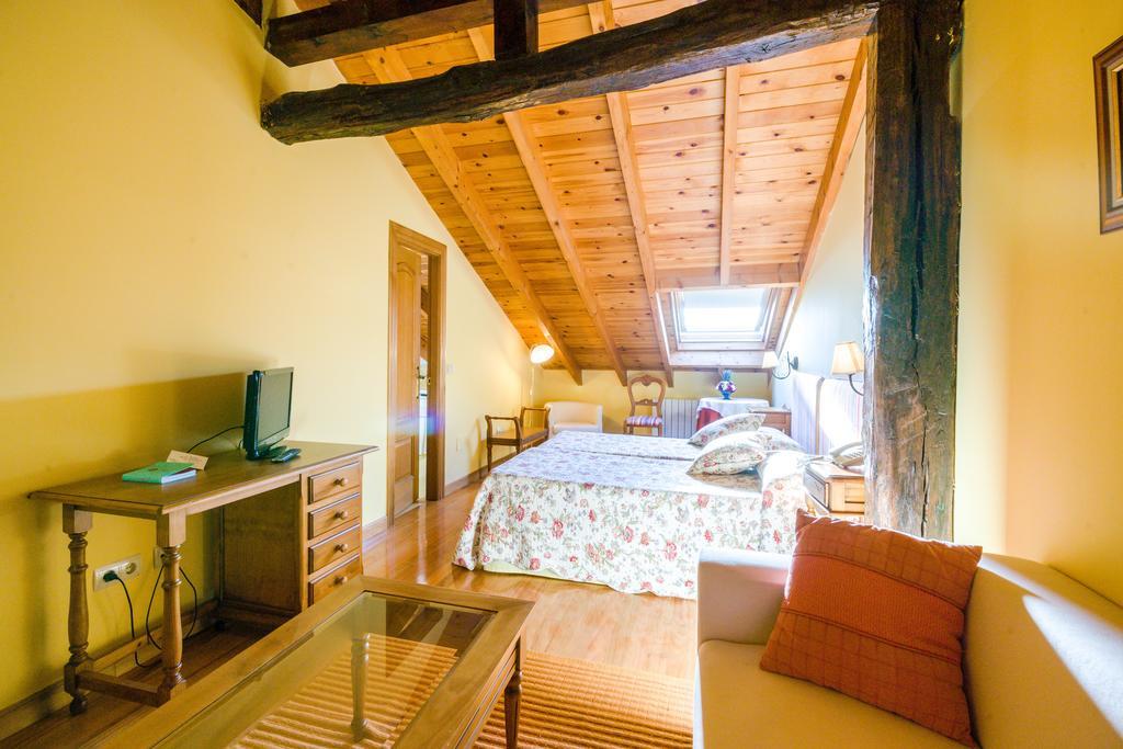 Double or Twin Room,698874015:JPEG