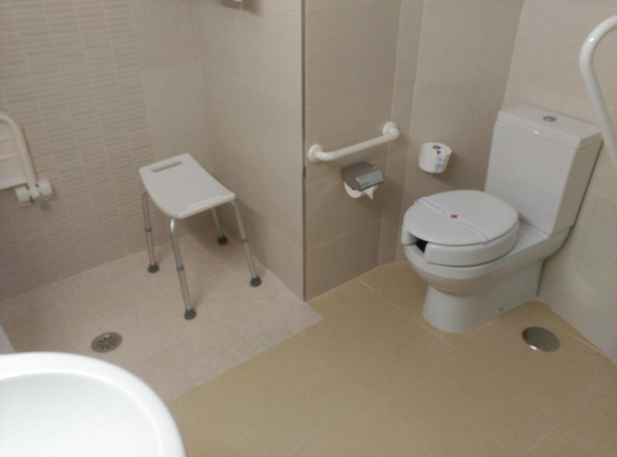 Twin Room - Disability Access