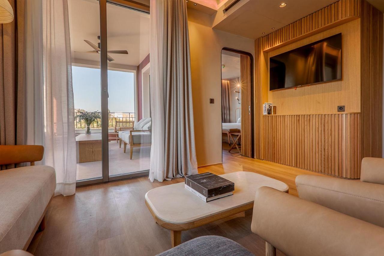 Terrace Larios-juniorsuite