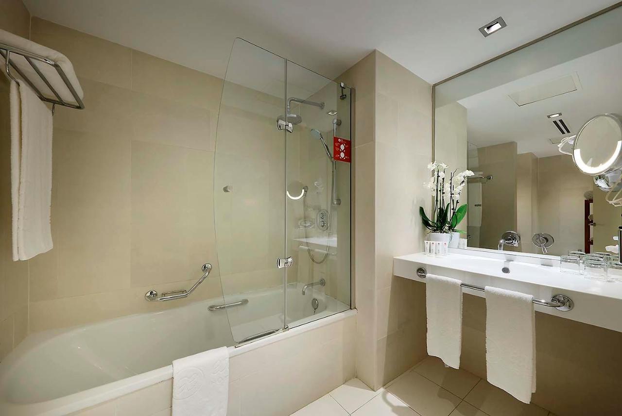 Senior Suite,1306974238:JPEG