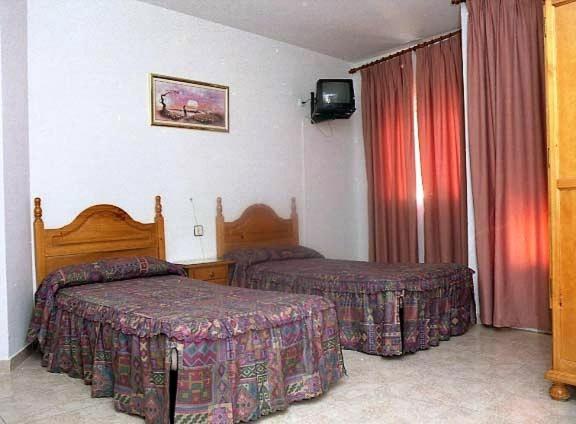 Triple Room,190362328:JPEG