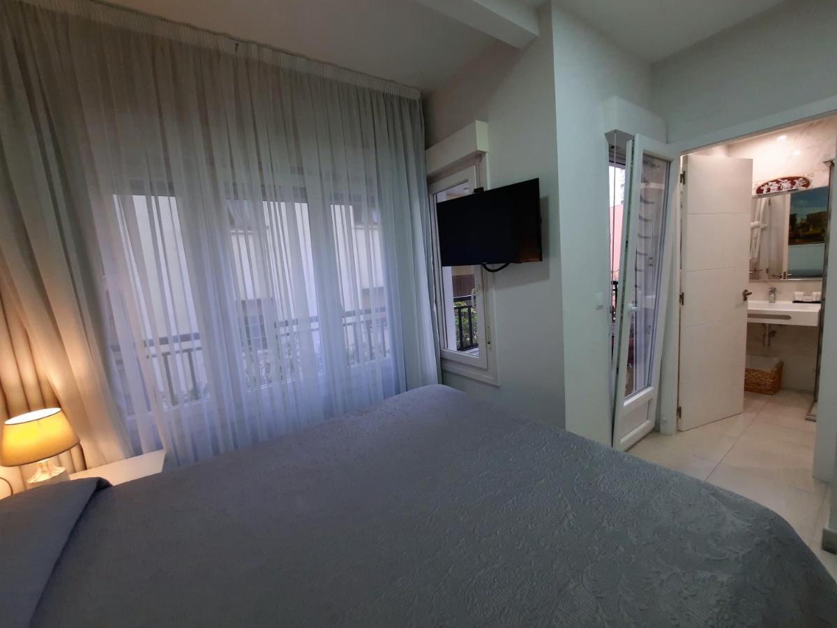 Doppelzimmer mit Balkon