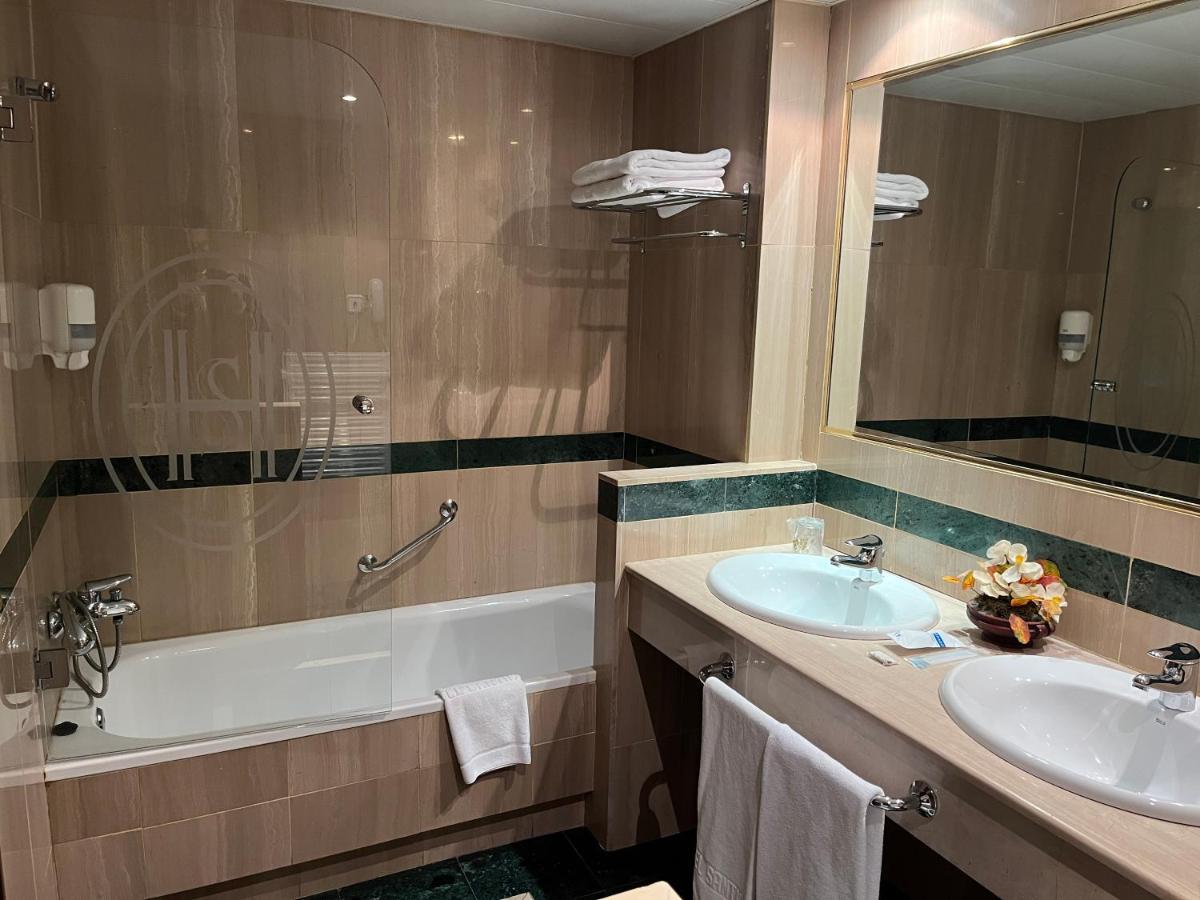 Triple Room,1185114391:JPEG