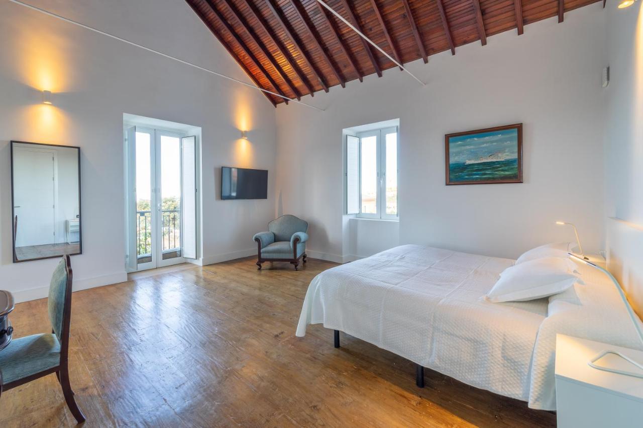 Apartamento con balcón