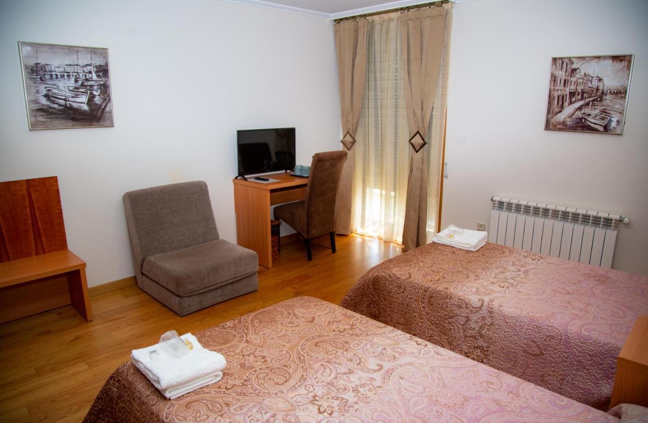 Habitación Doble con baño privado - 2 camas