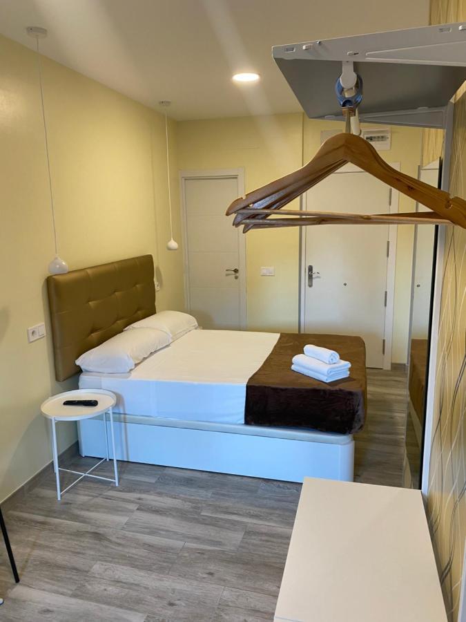 Deluxe Double Room with Balcony,1190590918:JPEG