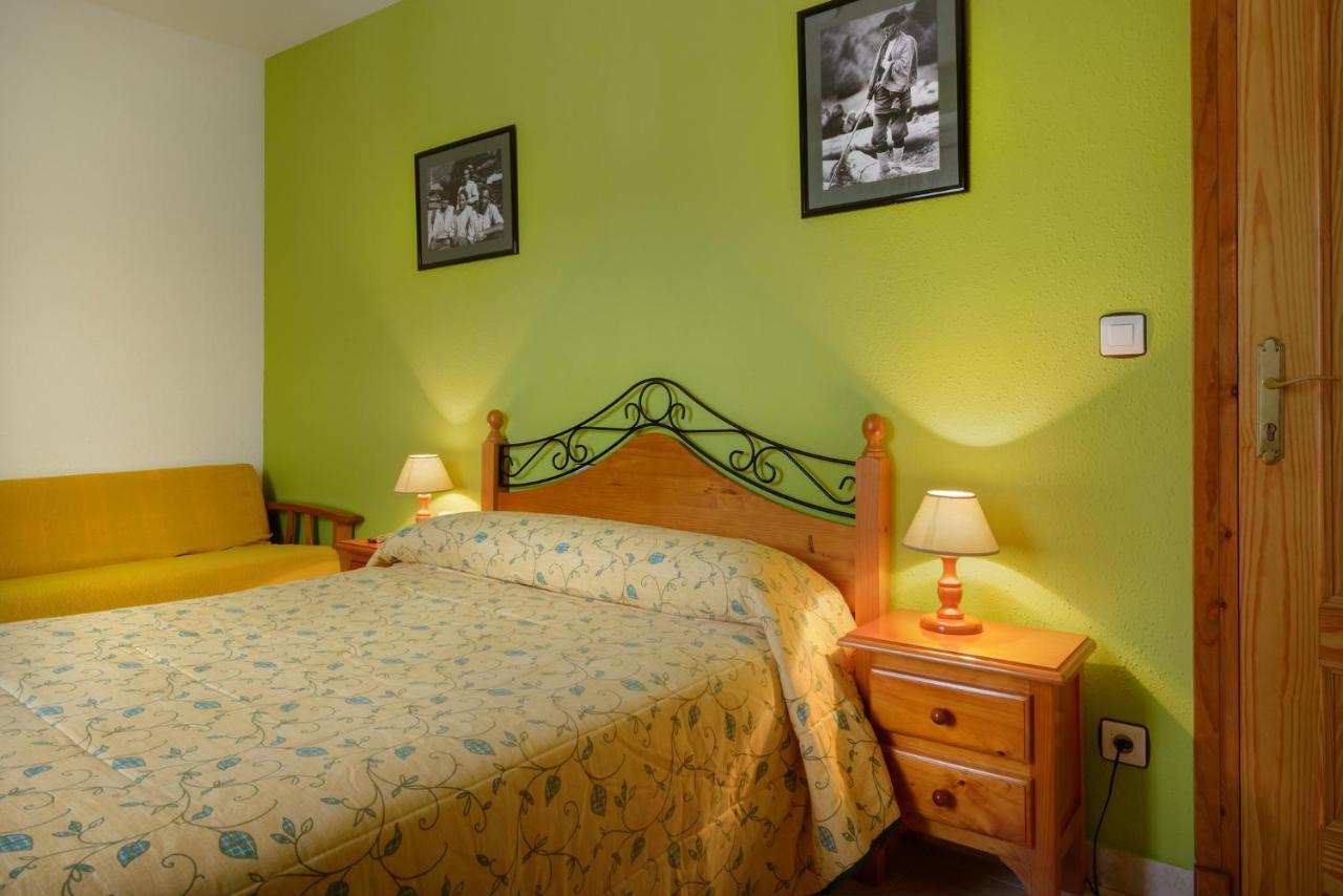Habitación Doble con vistas a la montaña