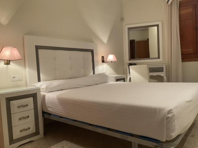 Double or Twin Room Spa Access,1619293613:JPEG