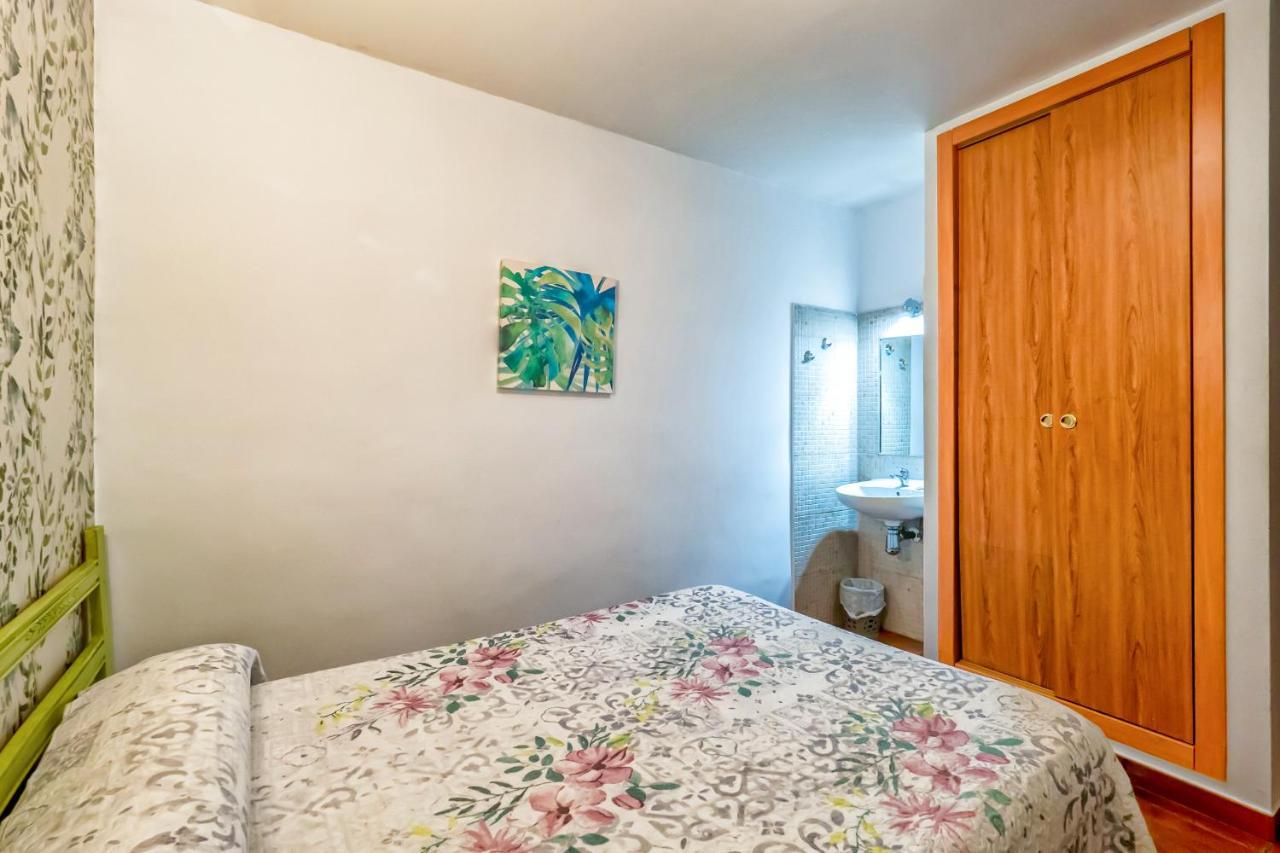 Habitación Doble con baño compartido