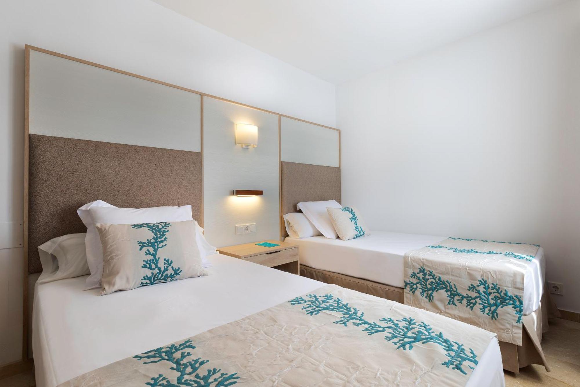 Suite met 2 Slaapkamers en Uitzicht op Zee