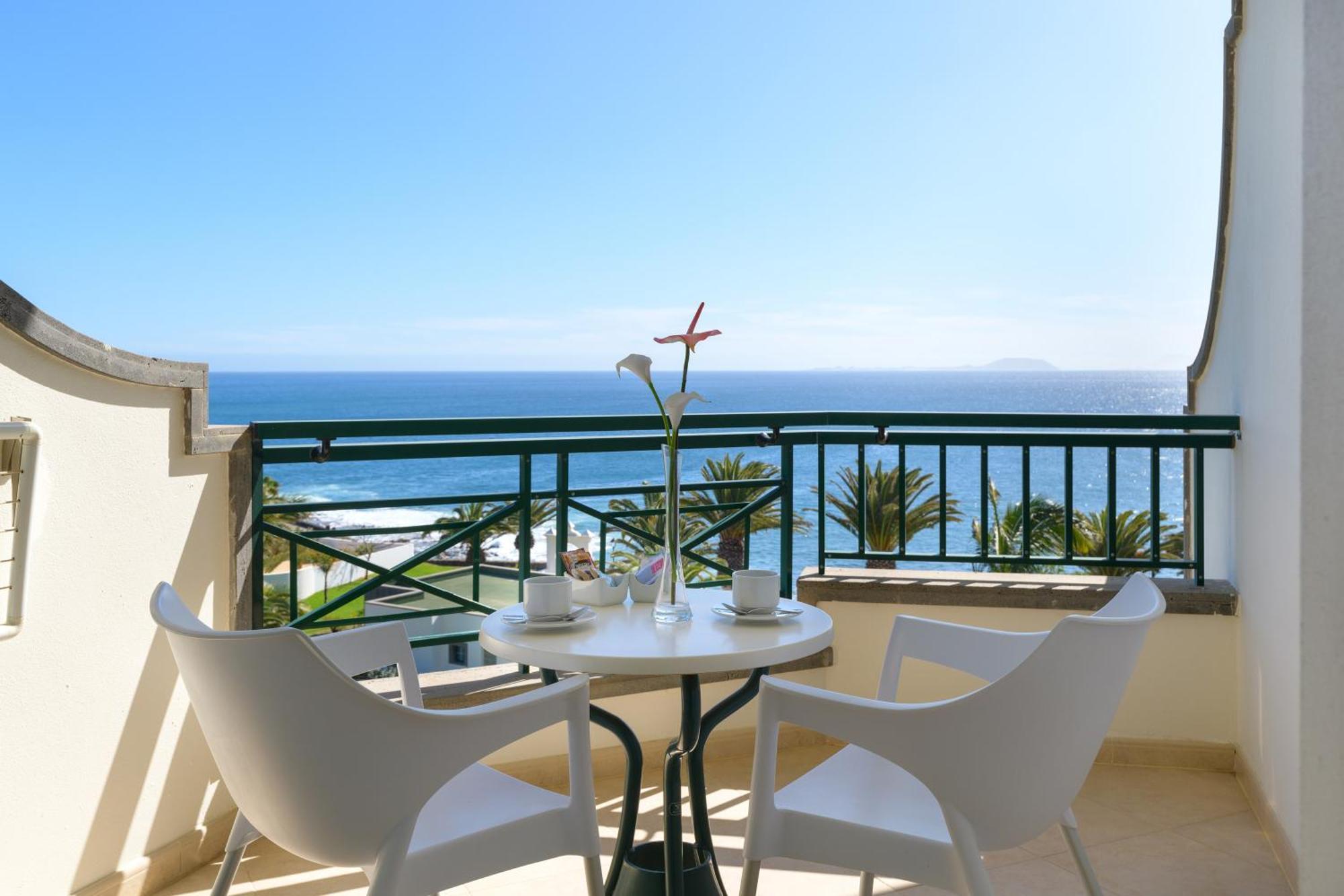 Double Room with Sea View,1499049196:JPEG