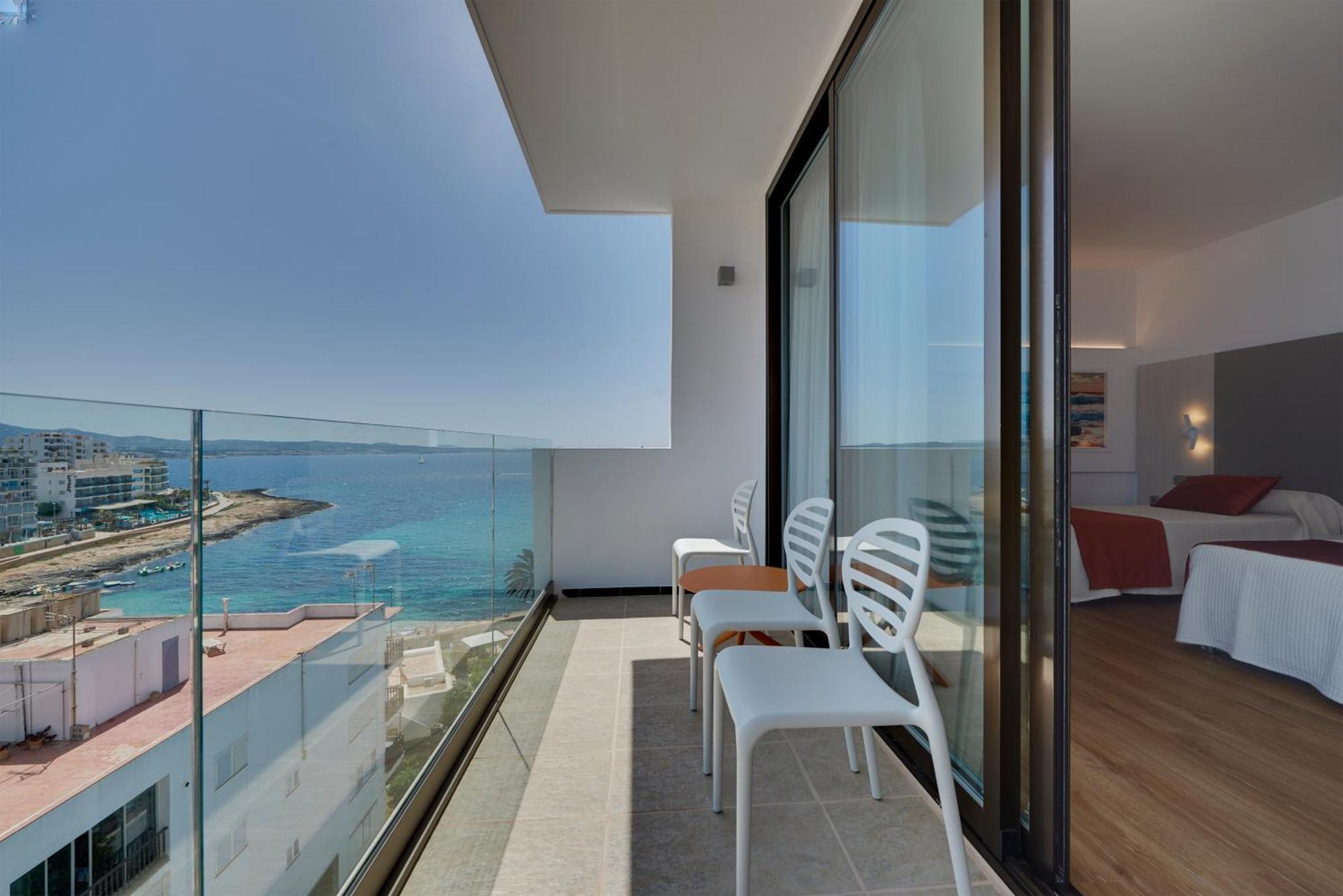 Triple Room,1207542772:JPEG