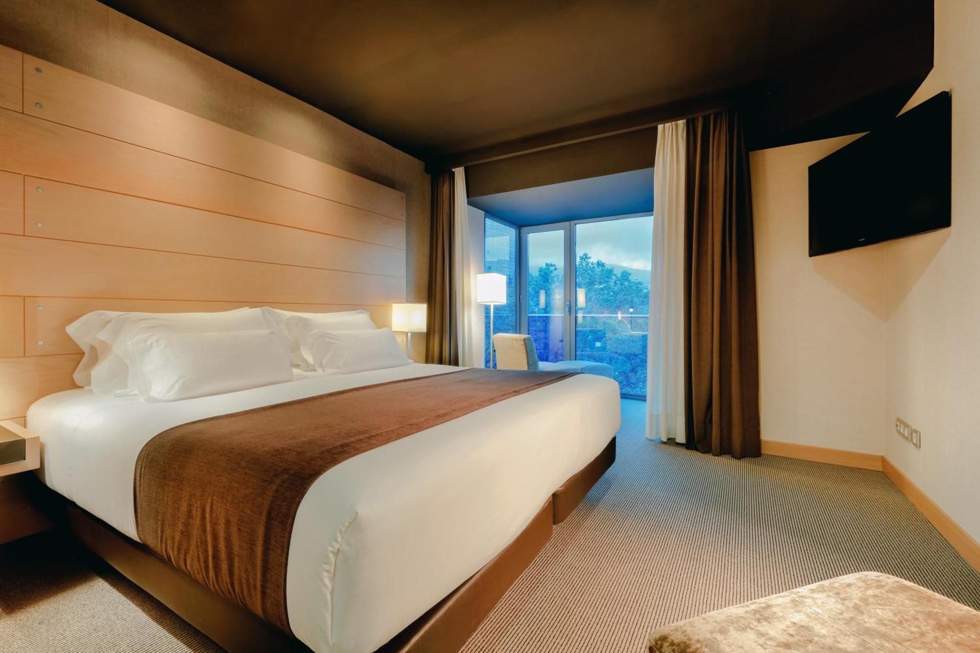 Junior Suite View,1207779103:JPEG