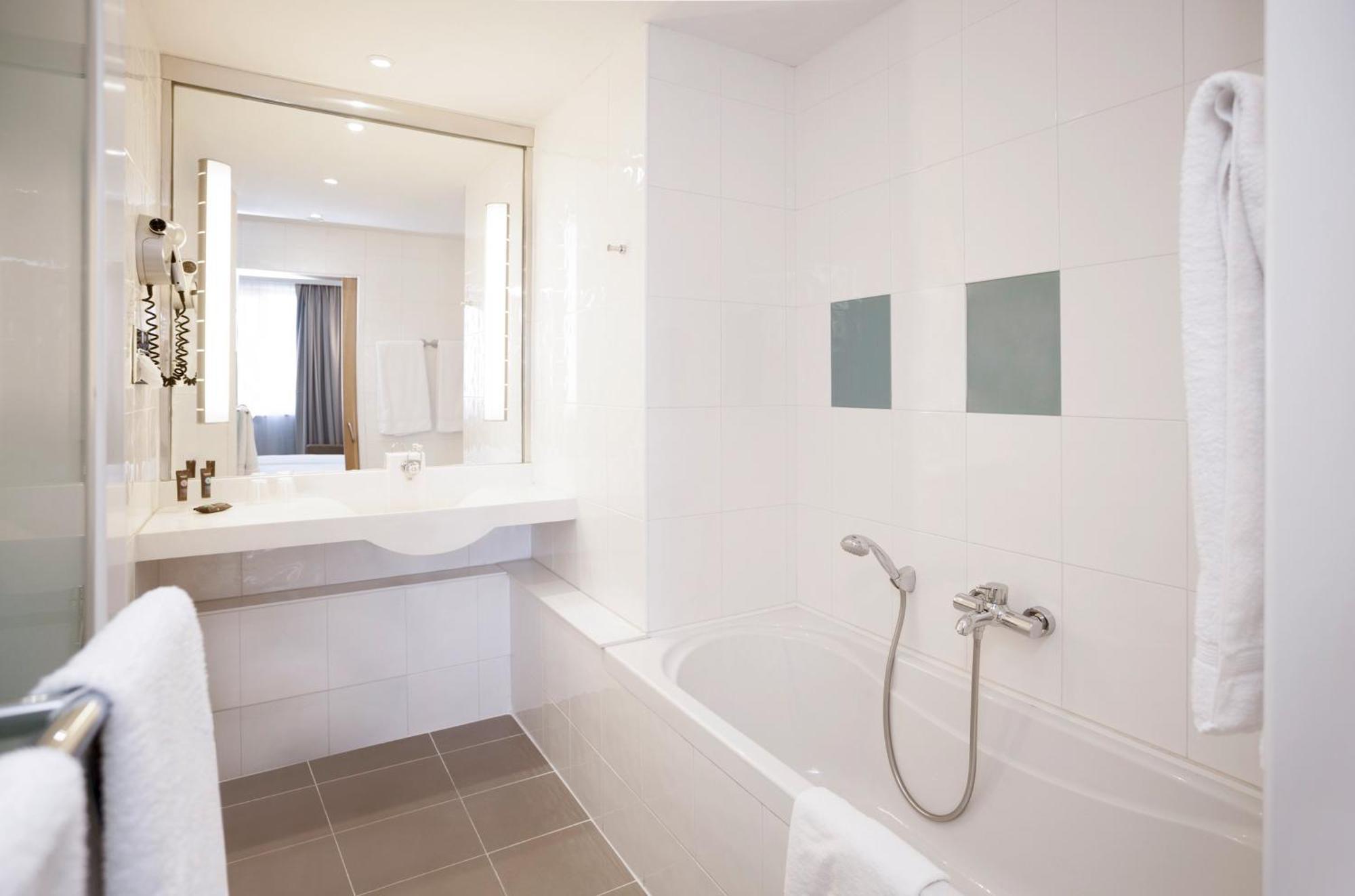 Standard Double Room,1653530108:JPEG