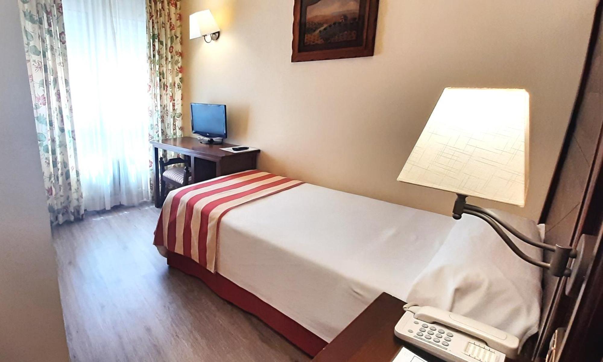 Small Single Room