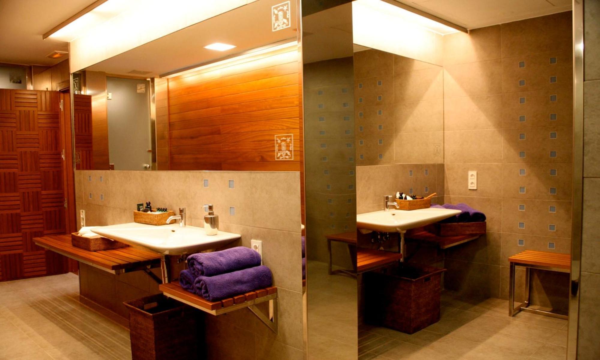 Habitación Familiar con acceso al spa (2 adultos + 2 niños)