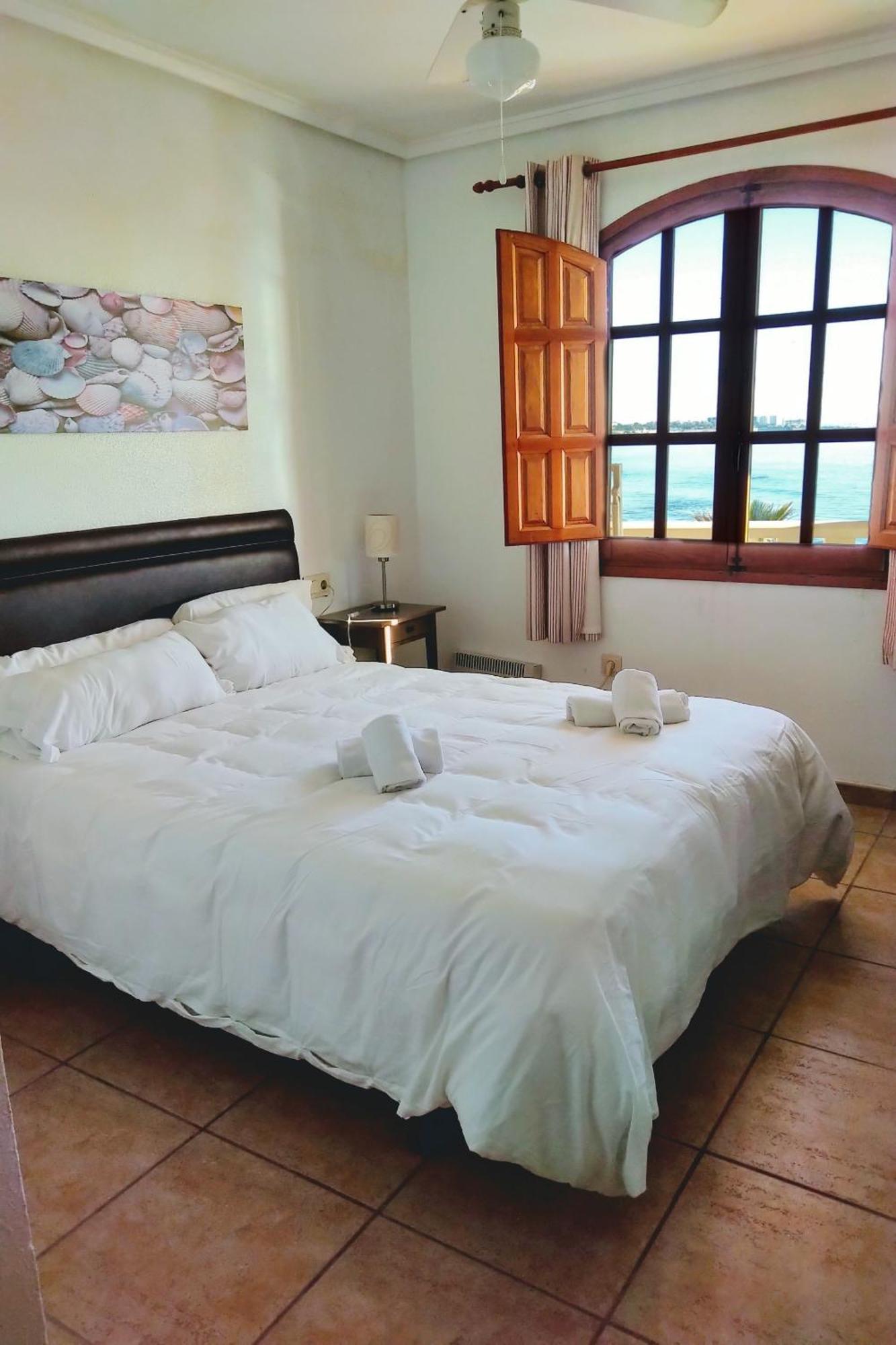 Two-Bedroom Apartment,1007042077:JPEG