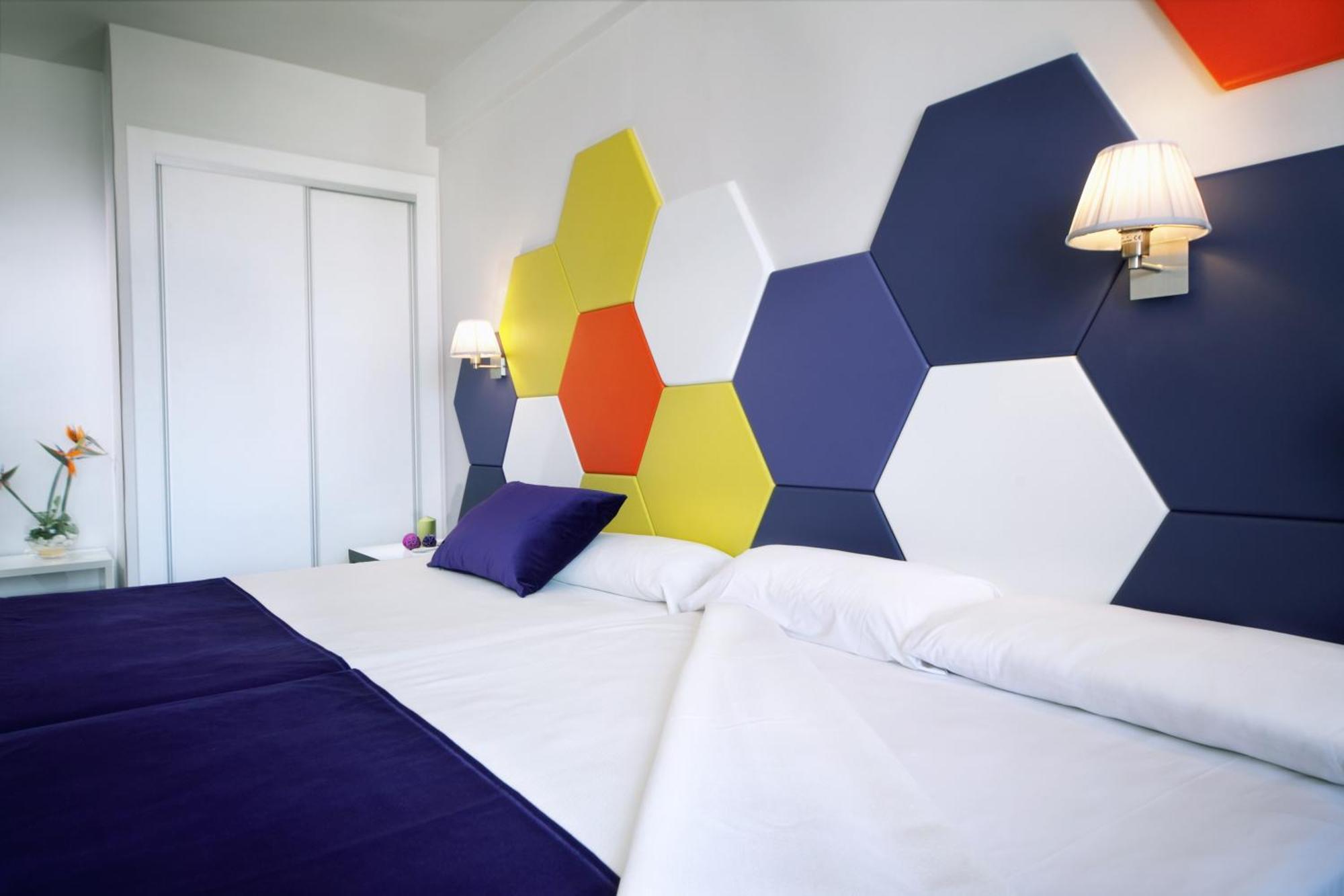 Double or Twin Room,76177877:JPEG