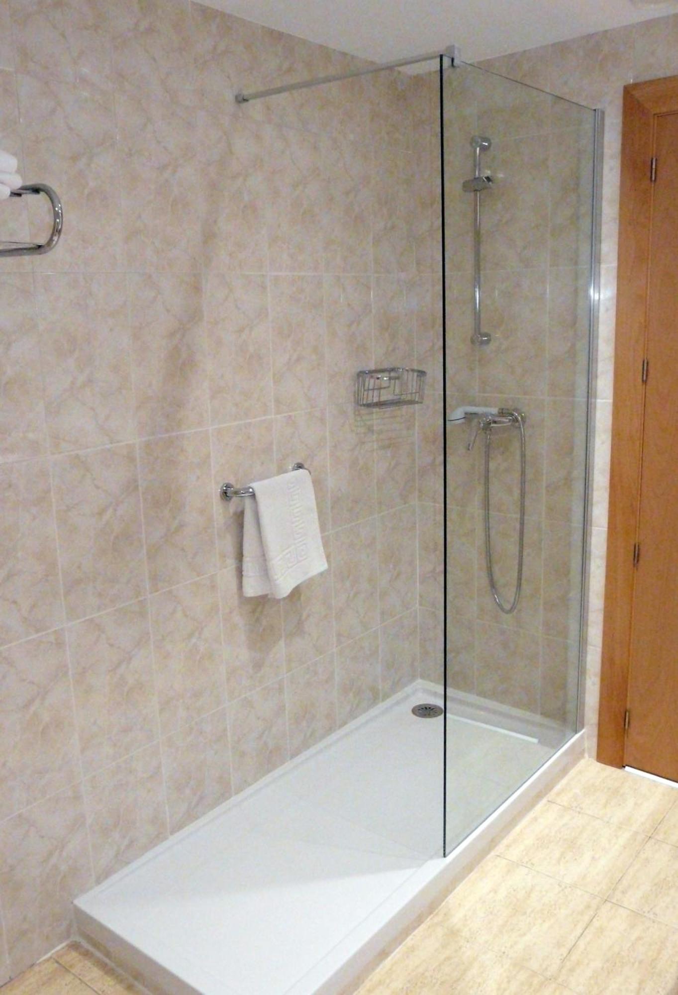 Chambre Double ou Lits Jumeaux avec Balcon