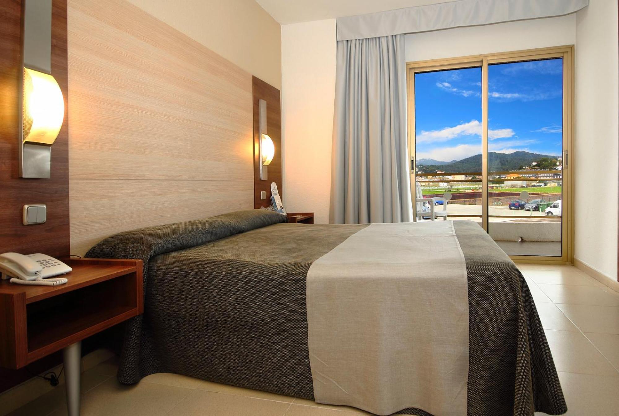 Double or Twin Room,1436631328:JPEG