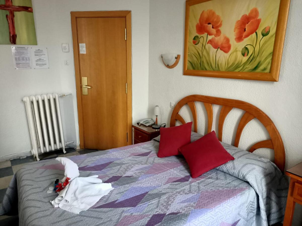 Double Room with View,1240382386:JPEG