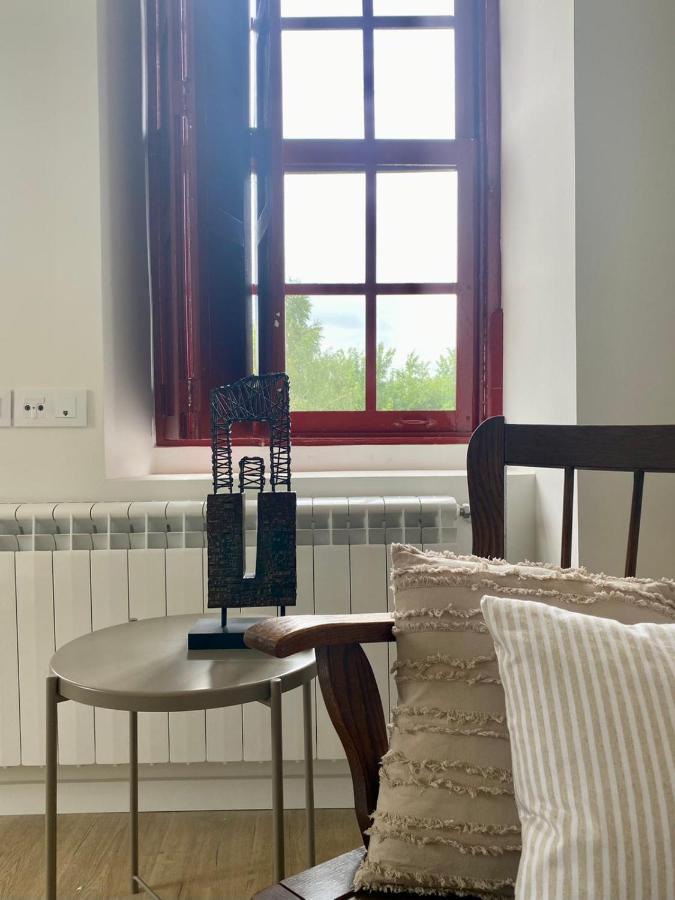 Double Room,1243708600:JPEG