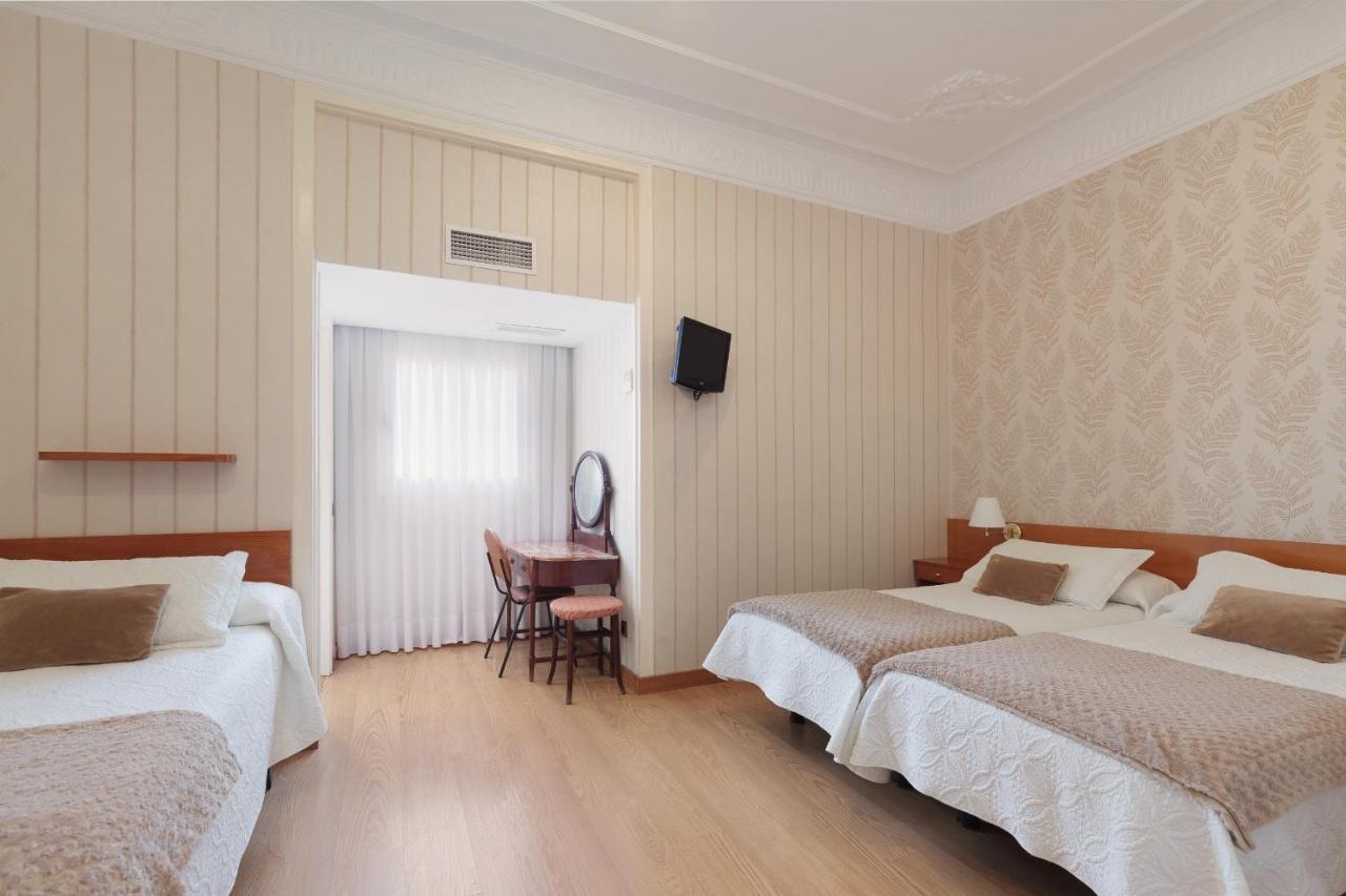 Dreibettzimmer