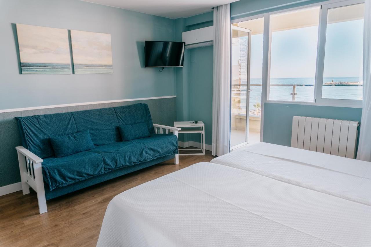 Single Room with Pool View