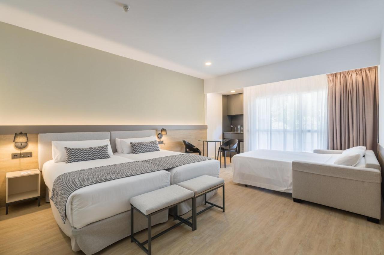 Chambre Triple Supérieure (2 Adultes + 1 Enfant)