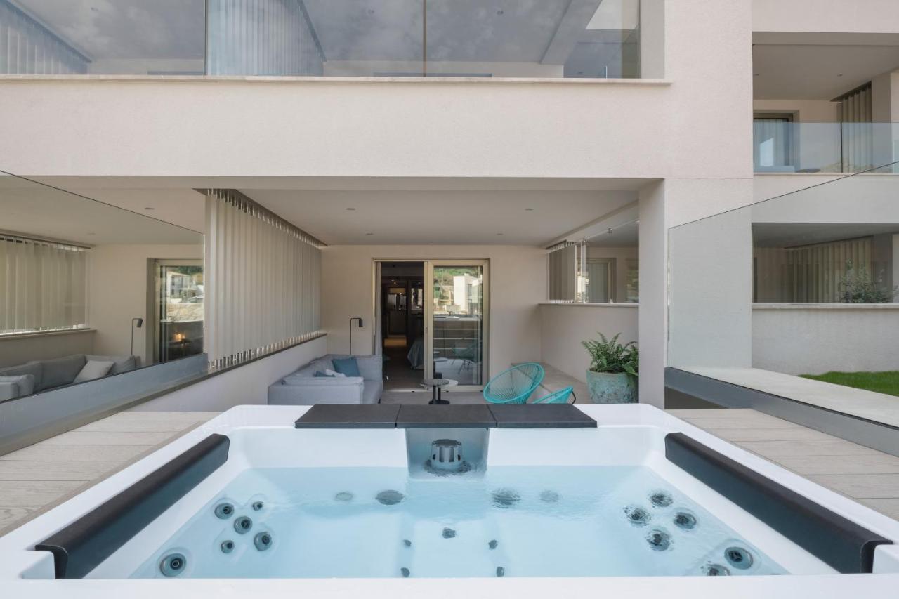 Junior Suite Hot Tub Terace Side Sea View