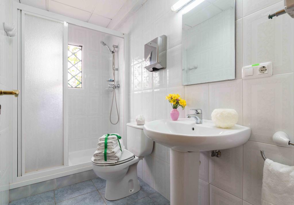 Habitación Cuádruple con baño compartido
