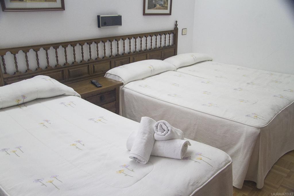 Economy Triple Room