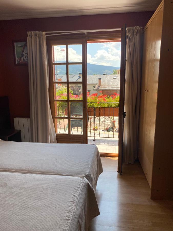 Double Room Mountain View