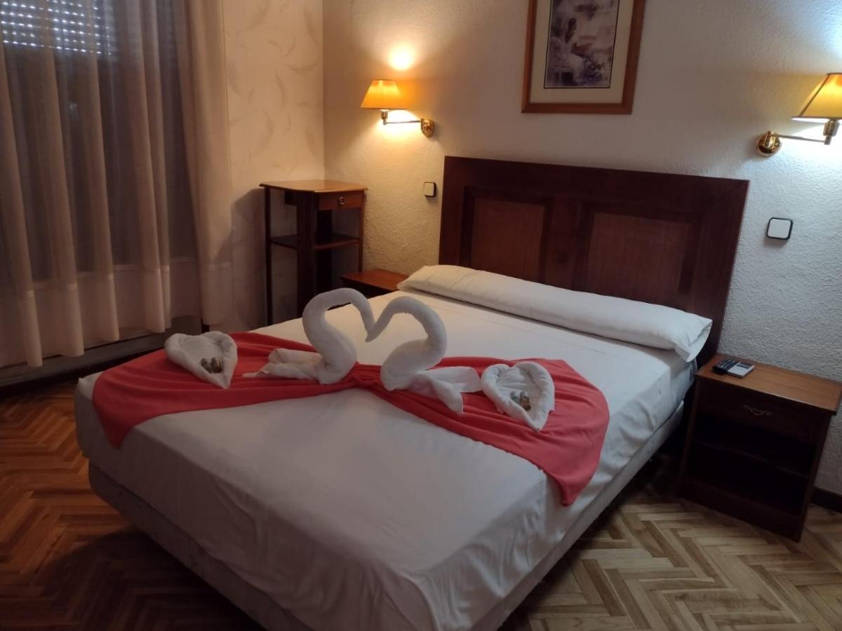 Δίκλινο Δωμάτιο με Μπαλκόνι
